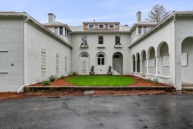 Photo - 12 Summit Rd