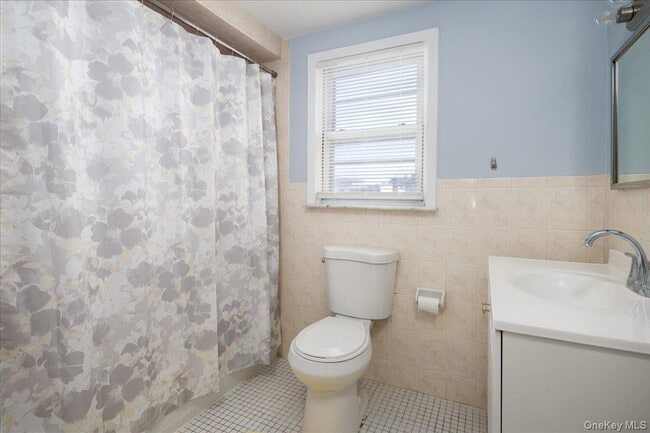 Photo - 204 Monroe St