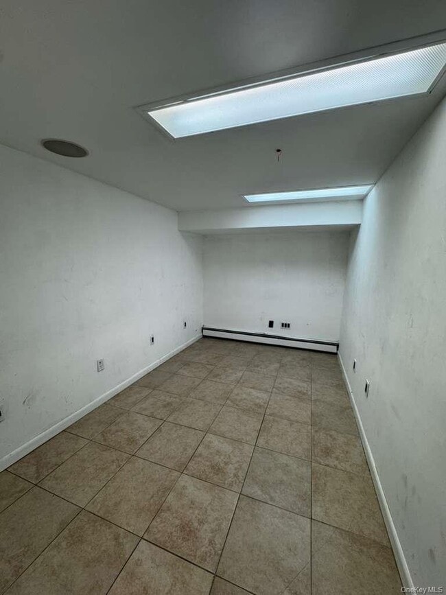 Photo - 18-44 College Point Blvd