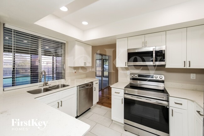 Photo - 2144 Pellam Blvd