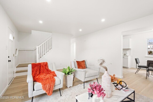 Photo - 944 Yellowbank Rd