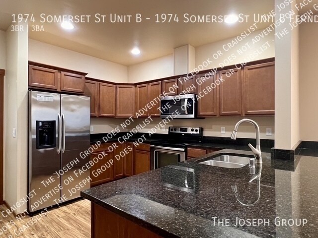 Photo - 1974 Somerset St Unidad 1974 Somerset St B Ferndale