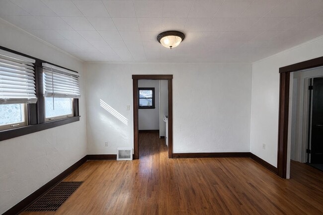 Photo - 1259 Humphrey Ave