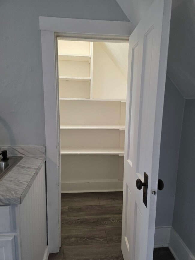 Photo - 14 Lincoln Pkwy