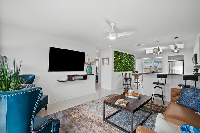 Photo - 13 SE Sailfish Ln