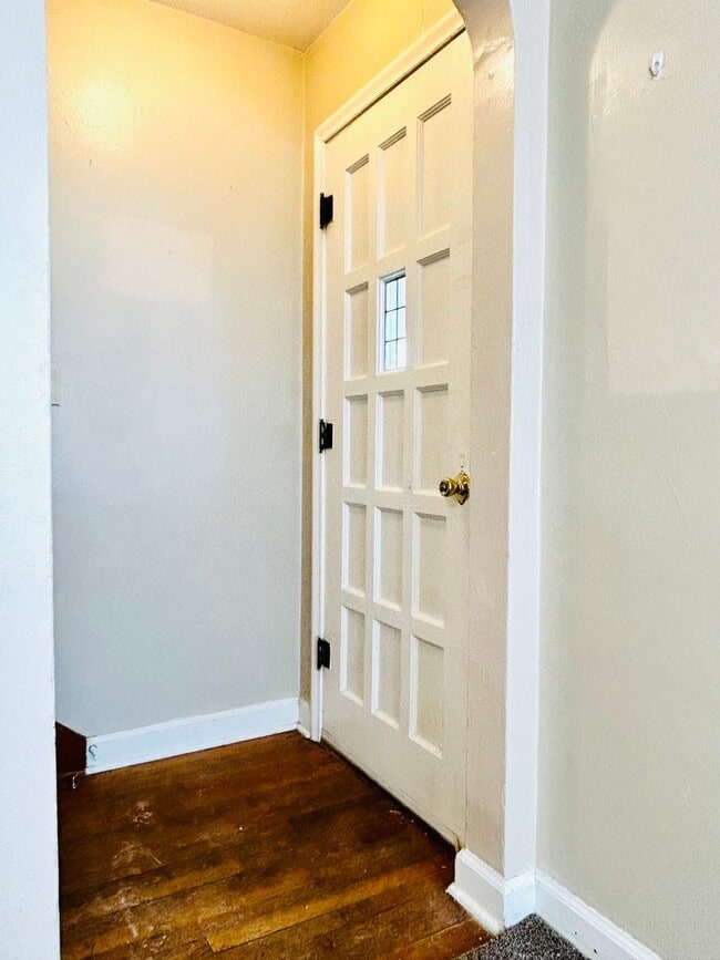 Photo - Spacious 2 Bedroom Home