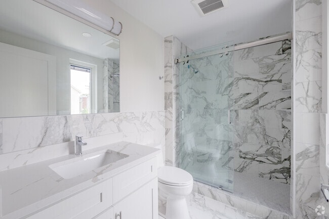 2 BR, 2 BA