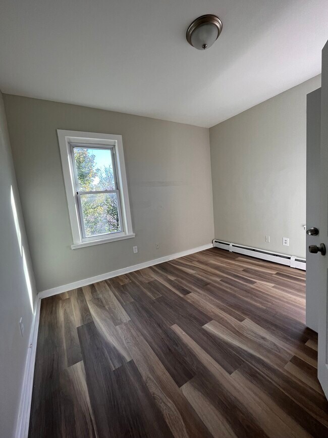 Unit 3R - 470 21st St Unit 3R