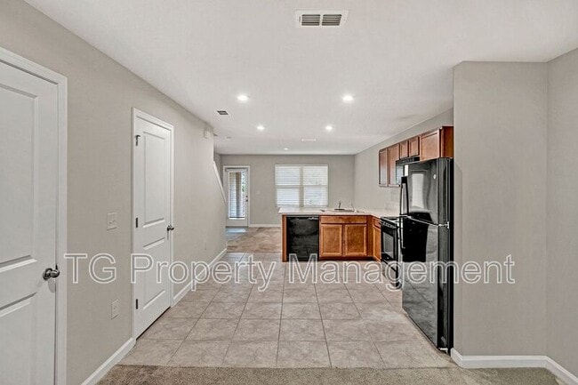 Photo - 5958 Creekside Crossing Dr