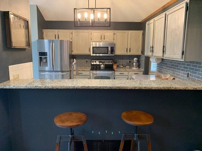 Beautiful kitchen - 7230 Native Cir