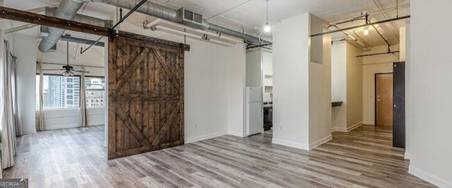 Building Photo - 120 Ralph McGill Blvd NE Unit 1302