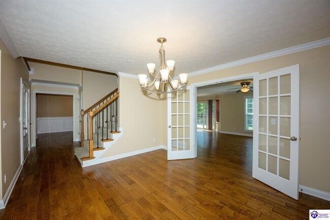 Photo - 114 W Mandarin Ct