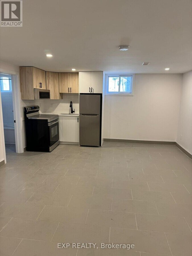 Photo - 2434 Clover St Unité 1B