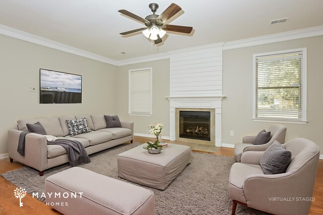 Photo - 209 McEwen Ct