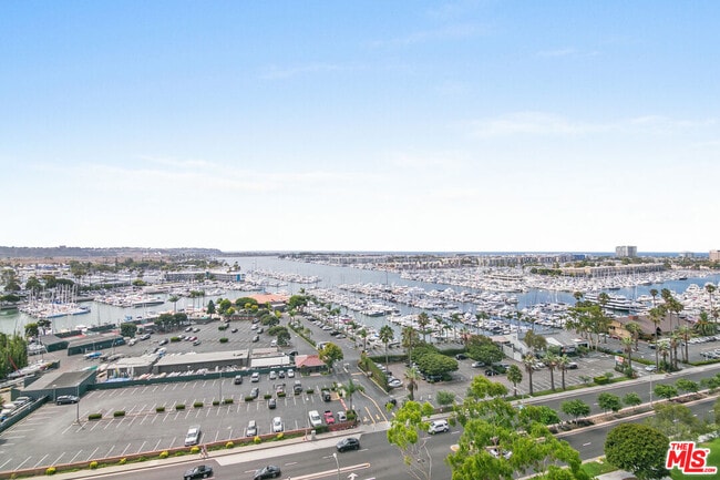 Photo - 13700 Marina Pointe Dr Unit 702