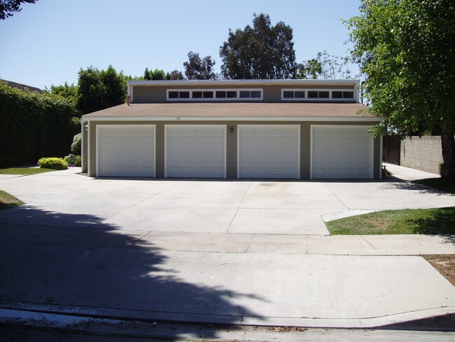 Building Photo - 132 N Malena Dr Unit D Rental