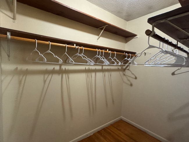 Photo - 9772 Penn Ave S