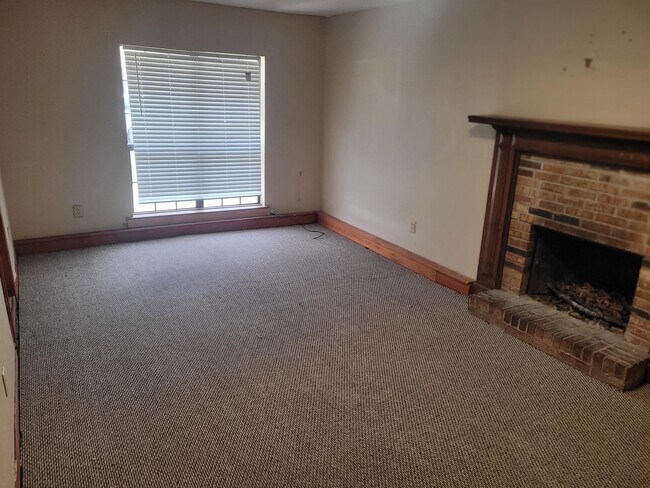 Photo - 2907 W Park Dr