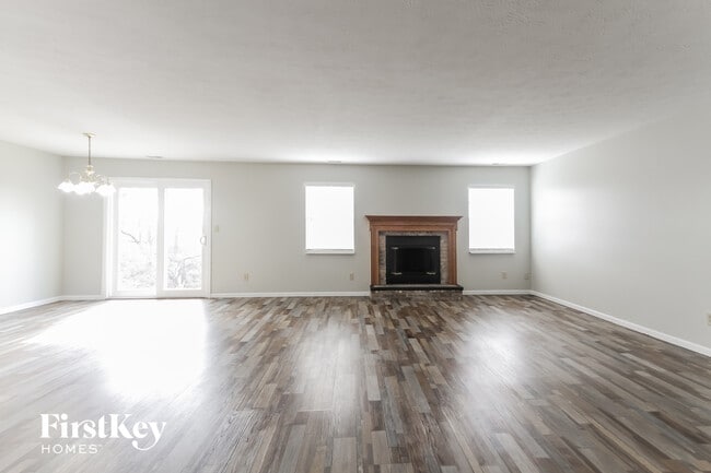 Photo - 8659 Eagles Nest Dr