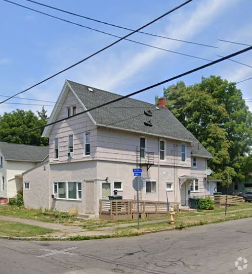 Building Photo - 114 Myrtle St Rental