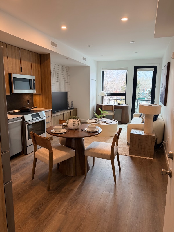 Building Photo - 140 Basalt Center Cir