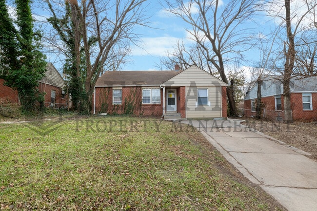 Photo - 3627 E 10th St N