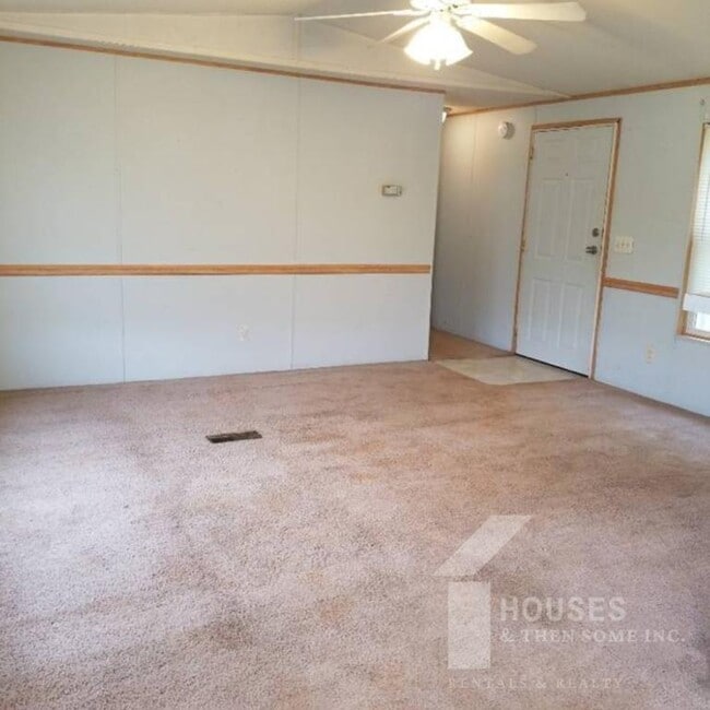 Photo - 729 Brockman McClimon Rd