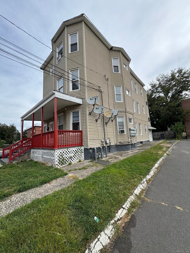 Photo - 100 Amity St Unidad 2