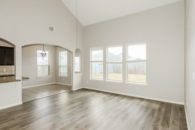 Photo - 1935 Bravos Manor Ln