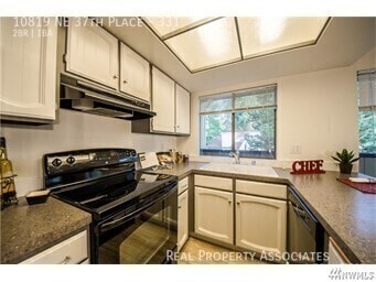 Photo - 10819 NE 37th Pl