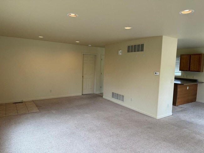 Photo - 2624 Graceland Dr