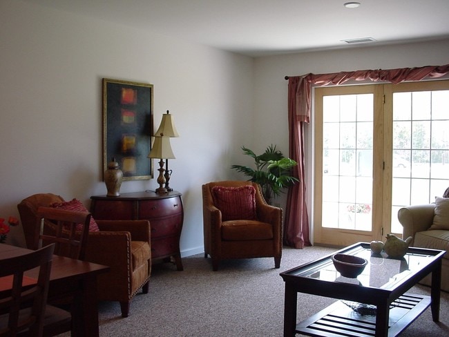 Photo - Hearthstone Village - Senior Living