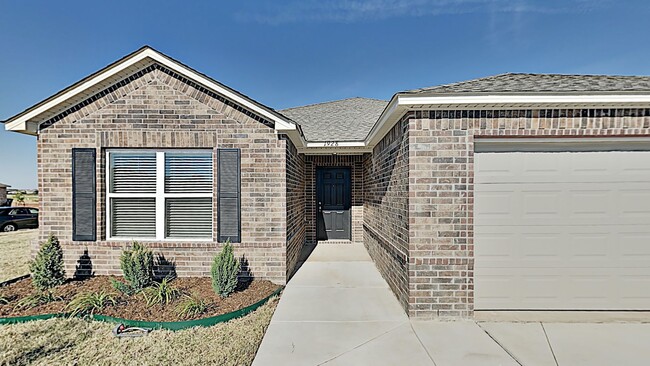 Photo - Very Nice 4 Bedroom 2 Bath Home in Yukon Schools.