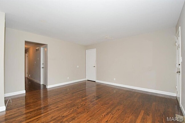Photo - 7359 Balson Ave