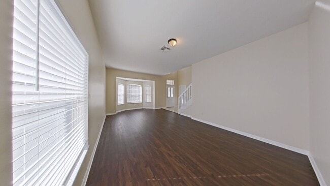 Photo - Lovely Large 5/4 Pool Home in West Haven