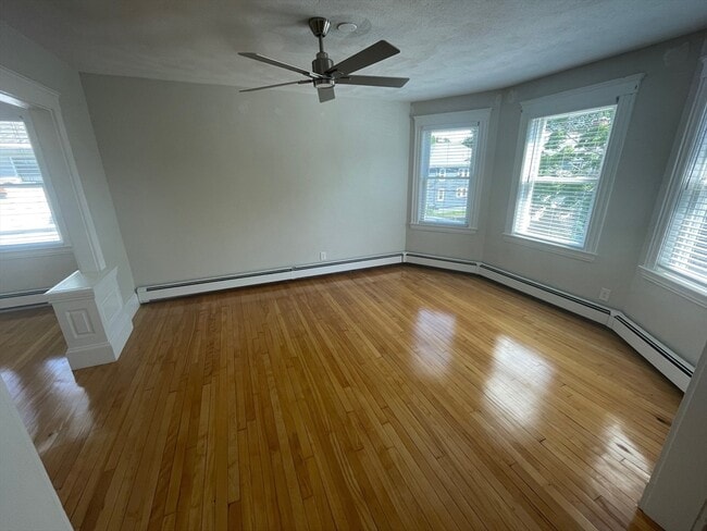 Photo - 252 Brown St