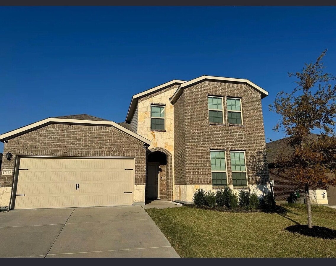 Photo - 7225 Raynor Pl
