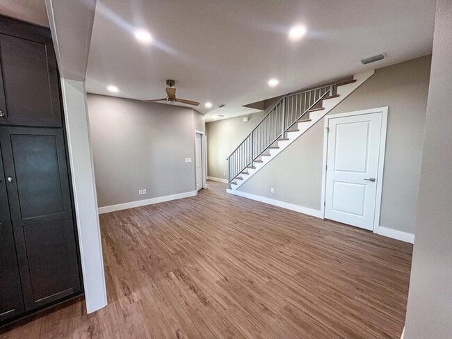 Photo - 2885 Leah's Ln