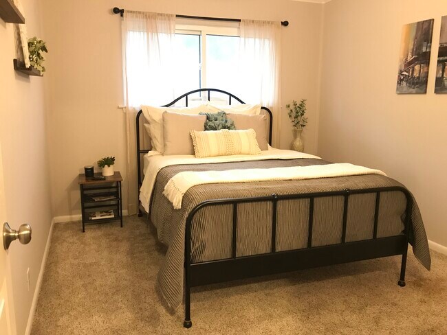 Photo - 1865 Coronado Hills Dr Unit Whole Home