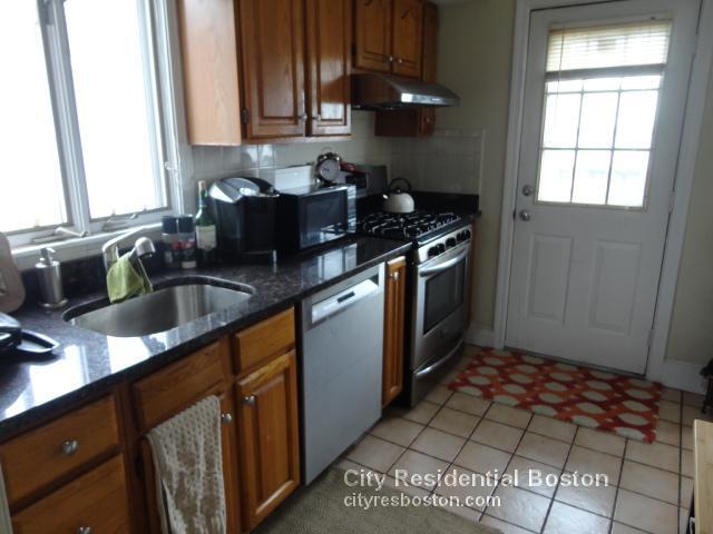 Photo - 178 W 8th St Unit 2