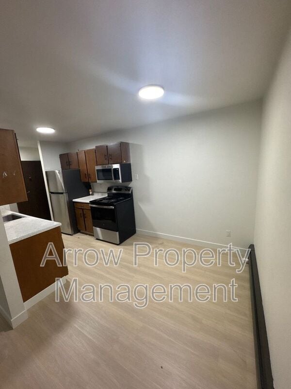 Photo - 215 E Arbor Ave