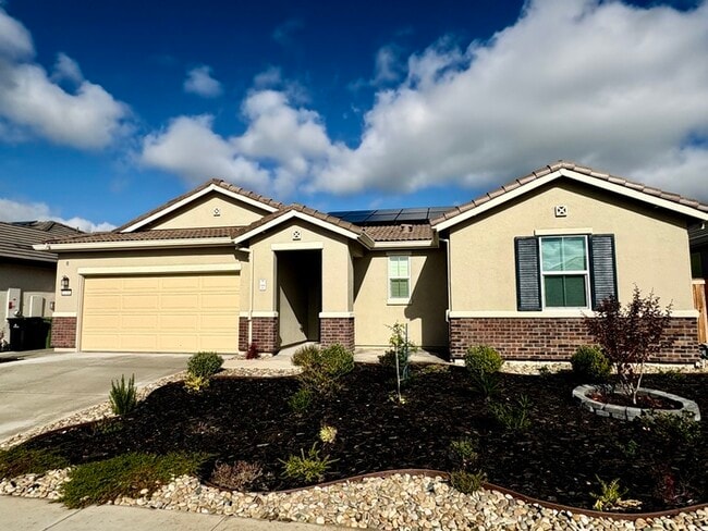 Photo - Beautiful Single Story in Lincoln! 4 Bedro...