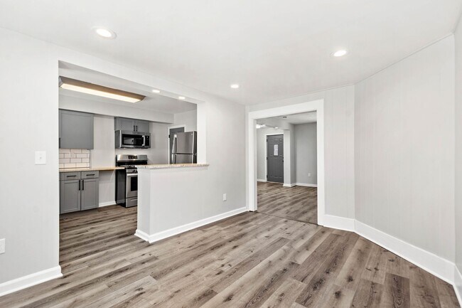 Photo - Beautiful 3 bedroom home in Pittsburgh available July 1!