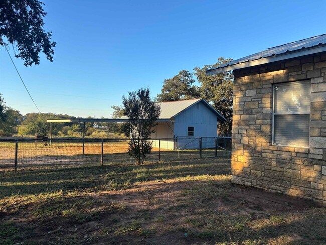 Photo - 118 Reed Ranch Rd