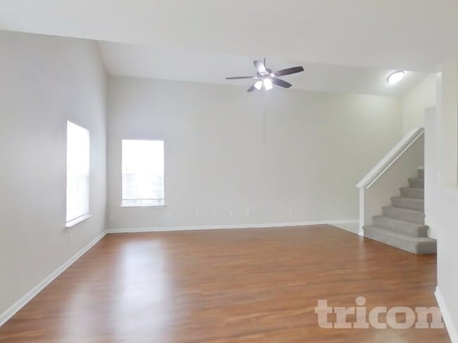 Photo - 1263 Crescent Dr