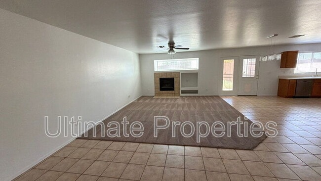 10539 W Wilshire Dr