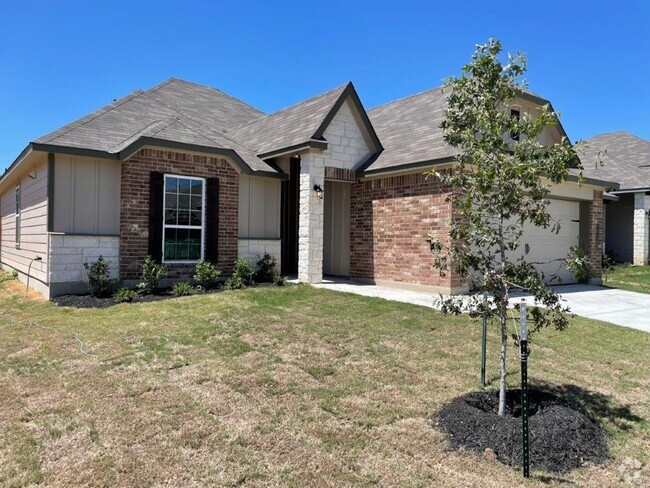 Building Photo - LIKE NEW four bedroom home!