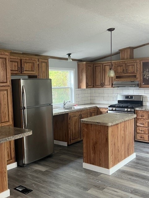 Photo - 221 Avenue M