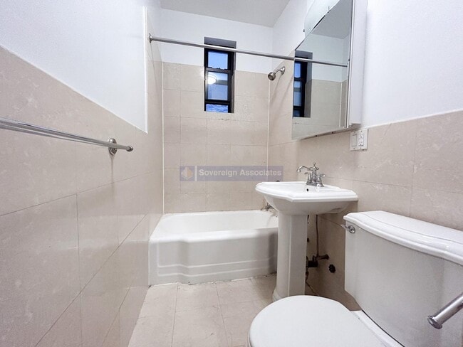 Photo - 209 W 102nd St Unit 3B