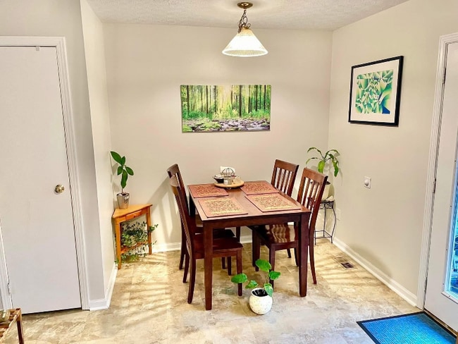 Photo - 1988 Elbert Dr Townhome